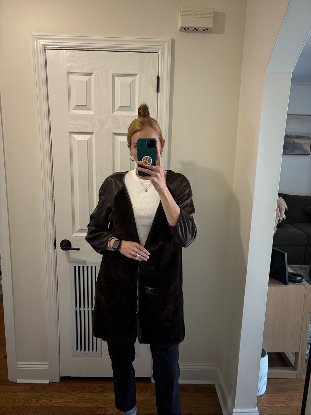London fog maincoat faux fur jacket fits like medium